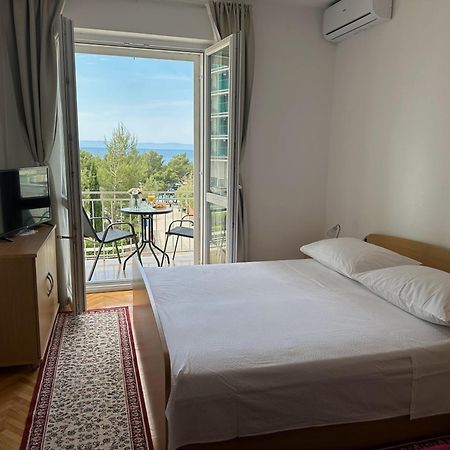 Spacious Family Apartment Near The Beach Μακάρσκα Εξωτερικό φωτογραφία