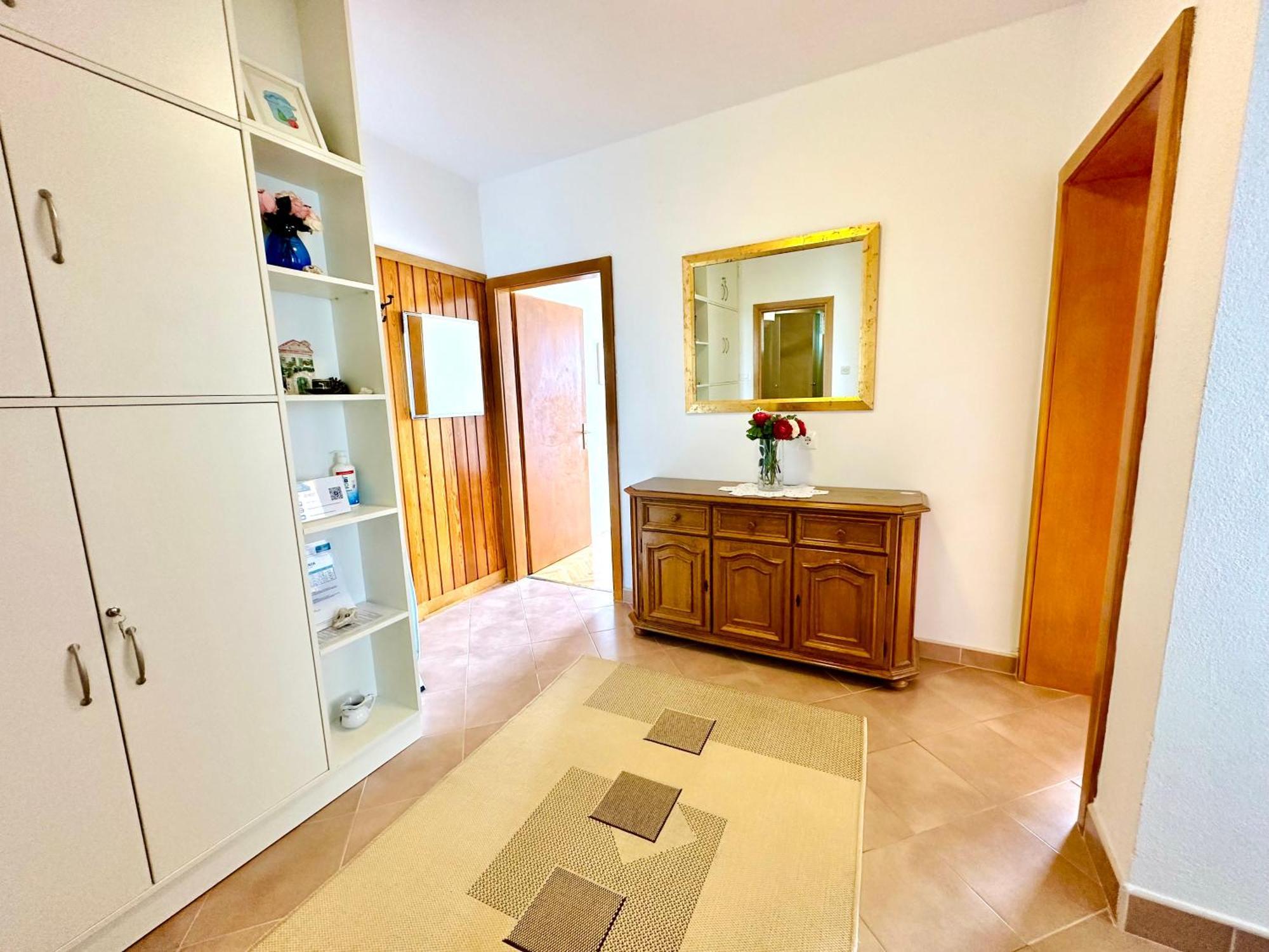 Spacious Family Apartment Near The Beach Μακάρσκα Εξωτερικό φωτογραφία
