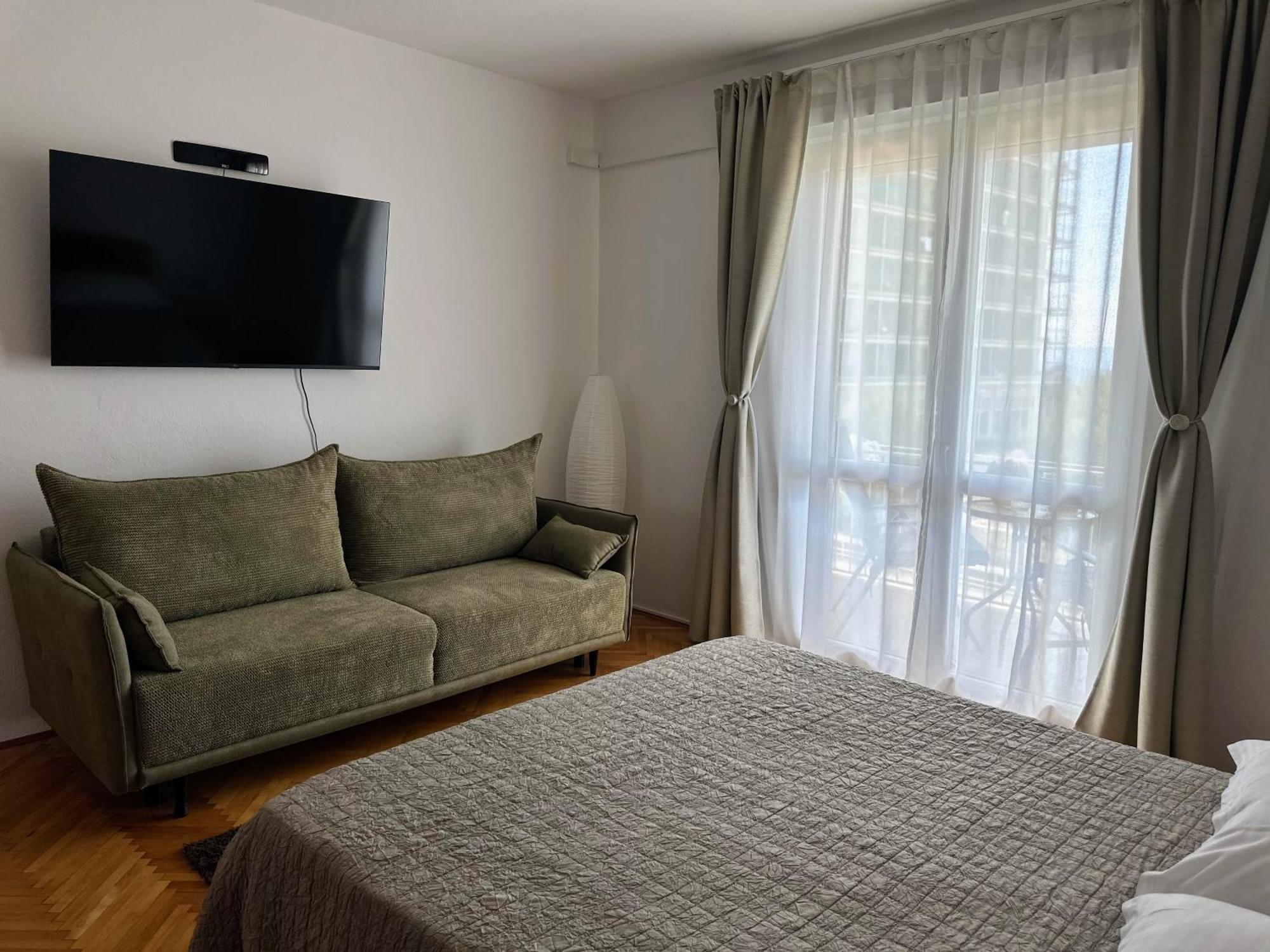 Spacious Family Apartment Near The Beach Μακάρσκα Εξωτερικό φωτογραφία