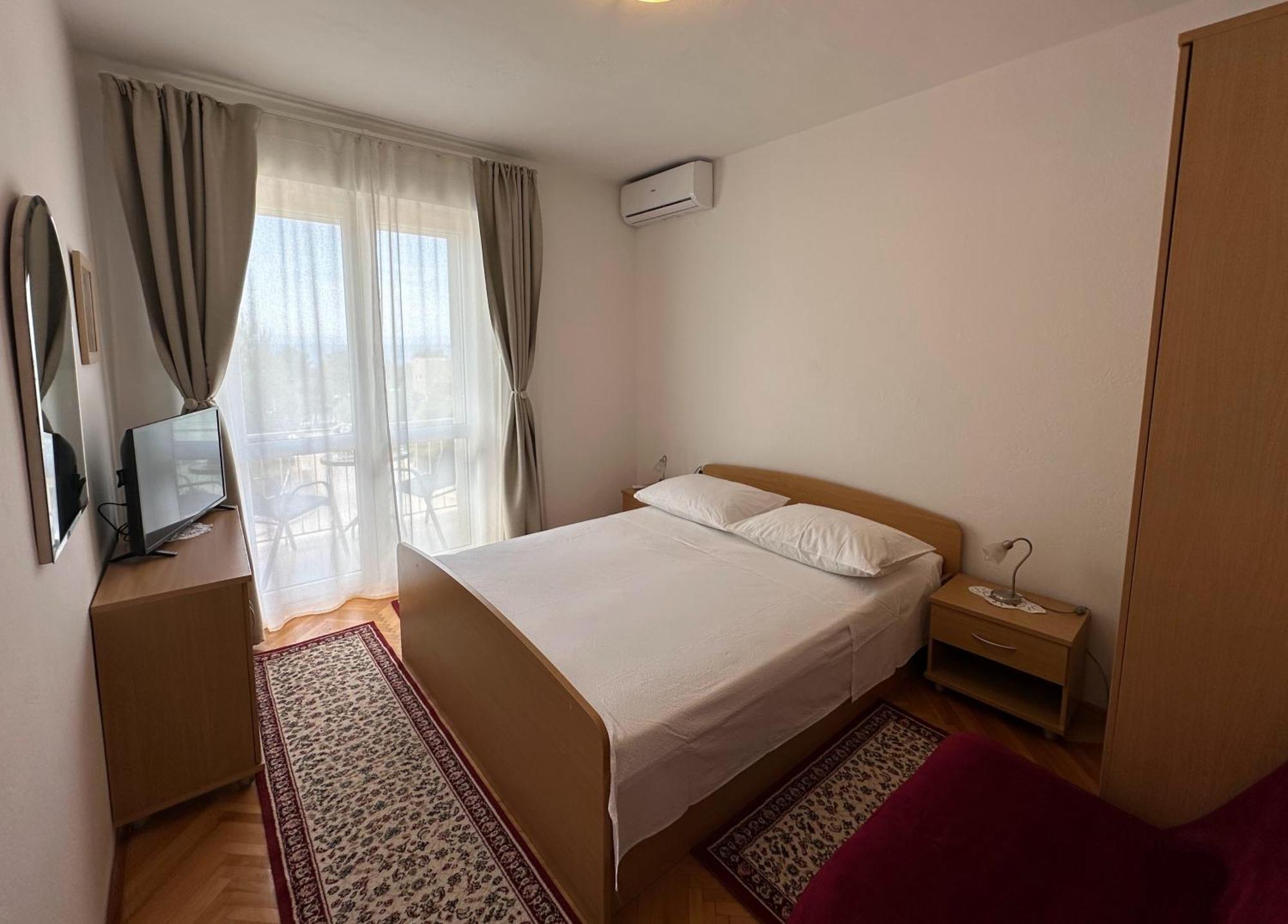 Spacious Family Apartment Near The Beach Μακάρσκα Εξωτερικό φωτογραφία